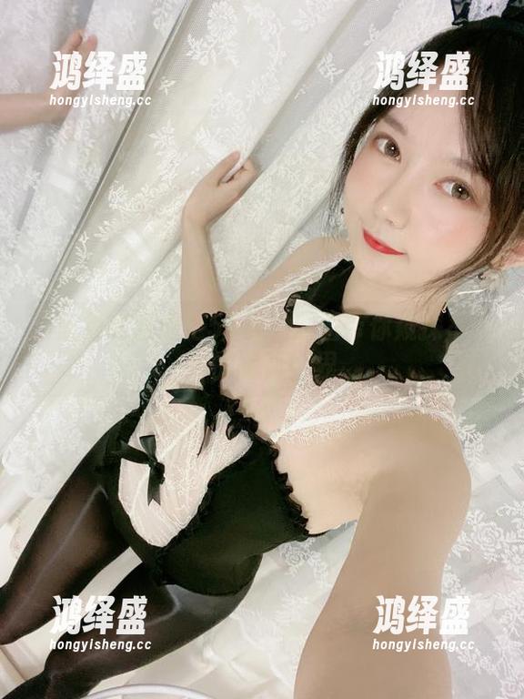 当蓝色制服遇上51酱：原图带你窥探不一样的写真世界