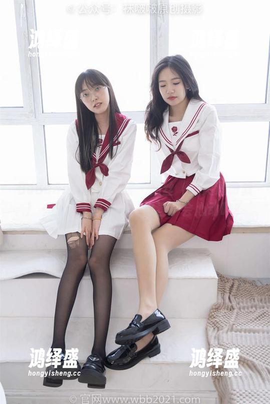 BoBoSocks袜啵啵-小甜豆 BoBoSocks袜啵啵 - 黑丝(脚尖透明款)—小甜豆的美图,你看了会心动吗?