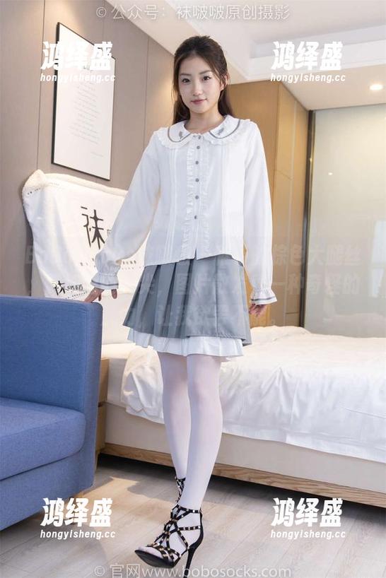 BoBoSocks袜啵啵 - 稚予的棕色大腿丝，微加固的脚尖，图片散发着一种奇怪的魔力，让我欲罢不能。