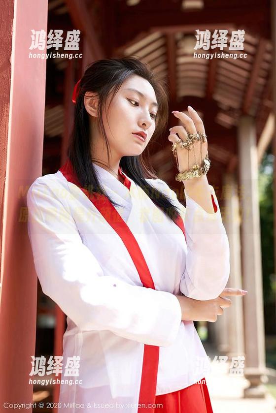 MiiTao蜜桃社 - 木楠Nan的毛衣魔法，原图瞬间提升颜值，套图收获点赞无数！