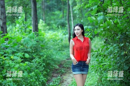 TuiGirl - 空姐纯小希：在原图与图片中寻找那份独特的诗意