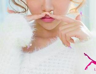 UGirls尤果网 – 视频还不够，来看看“乔依琳白丝”高清合集，真的是美到窒息。