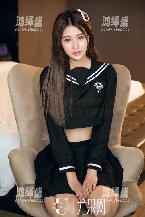UGirls尤果网 - 连体衣的艺术：陈宝拉私拍图集，性感的无声叙述