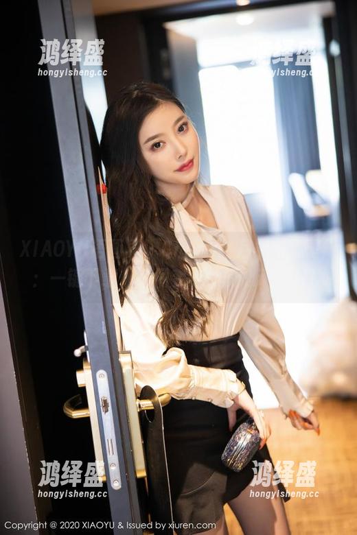 XIAOYU语画界 - Chery绯月樱甜心壁纸：一键下载，瞬间变身你的心动背景！