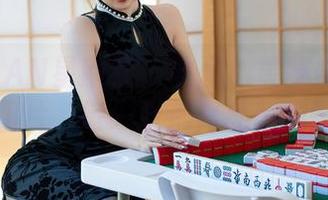 XINGYAN星颜社 – 收藏！黄寒娜的高清制服图片，每一张都是私藏的惊喜！