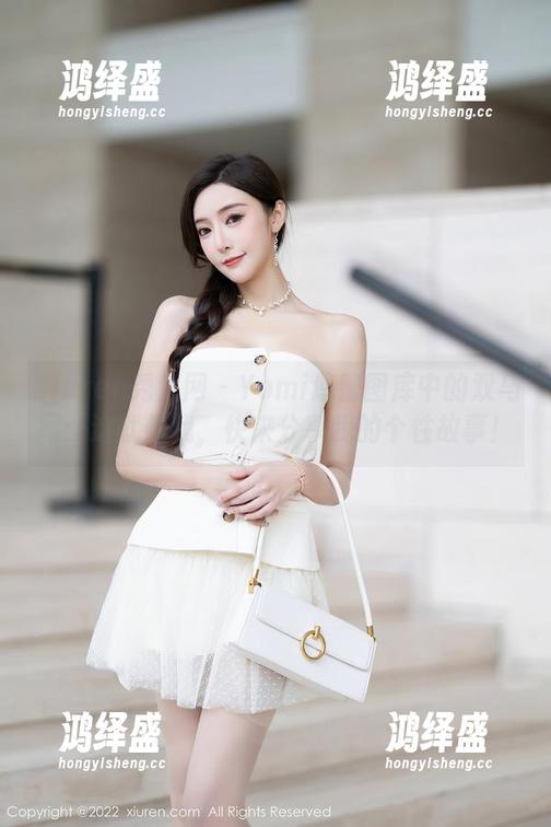 Xiuren秀人网 - Yomi悠蜜图库中的双马尾：这就是我，快来分享我的个性故事！