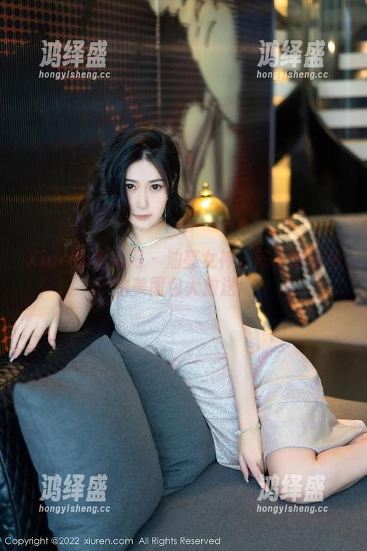Xiuren秀人网 - 油亮女神：陈小喵的私拍美图包大放送！