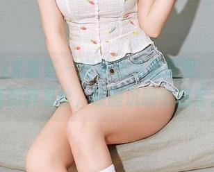 YouMi尤蜜荟 – 安璐璐私房原图，一丝一缕的裤里丝，唤醒沉睡的感官。