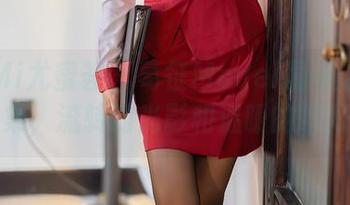 YouMi尤蜜荟 – 葛征Model最新泳装写真集，流转的光影和温暖的瞬间！