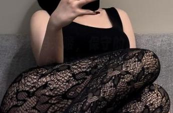 微密圈 – 舅妈来喽，保守的二舅妈的美图套图，你绝对想不到的惊喜！