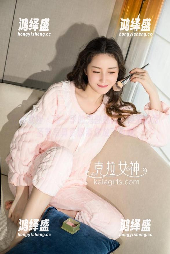 克拉女神 - 这一季的鬼魅魅力：钟淇的万圣节写真资源带你放飞自我