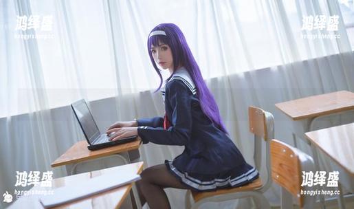 兔玩映画精选：当天台少女遭遇狂风，身姿真是飘逸到不行！