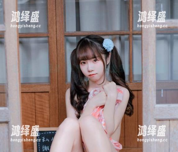 无圣光、满温柔，跟着可可小白兔探索适合的美图世界！