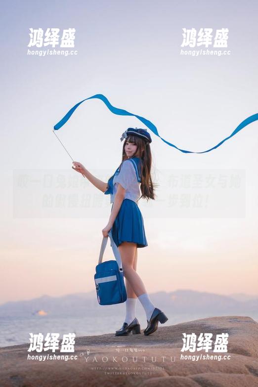 咬一口兔娘带来的写真集：布道圣女与她的傲慢扭胯舞，下载一步到位！