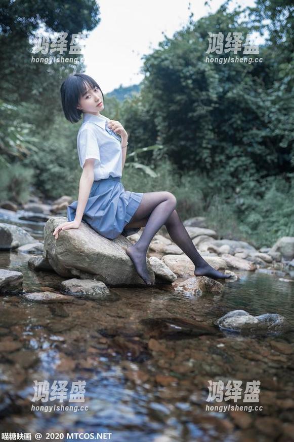 春日踏青私拍，喵糖映画教你如何在阳光下优雅地变成一只‘晒死’的猫！