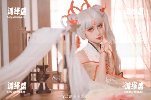 双人恰到好处，奶狮不咬人精选的作品，背景真有点故事。