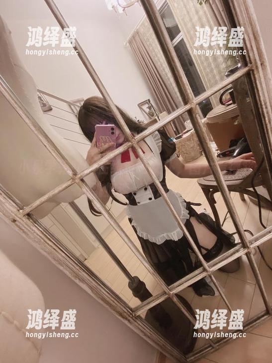 小泉学姐吖的在线透明女仆，图片看得我心跳加速，凉风习习