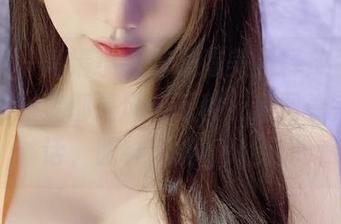 微密圈 – 高清小玉吃果冻美足释放魅力，走出每一步都是风情万种，套图看完不说话，眼神就能get到！