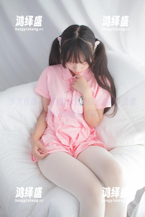 少女秩序 - 千澄的温柔瞬间：合集，仿佛能听见悄悄的呼吸声