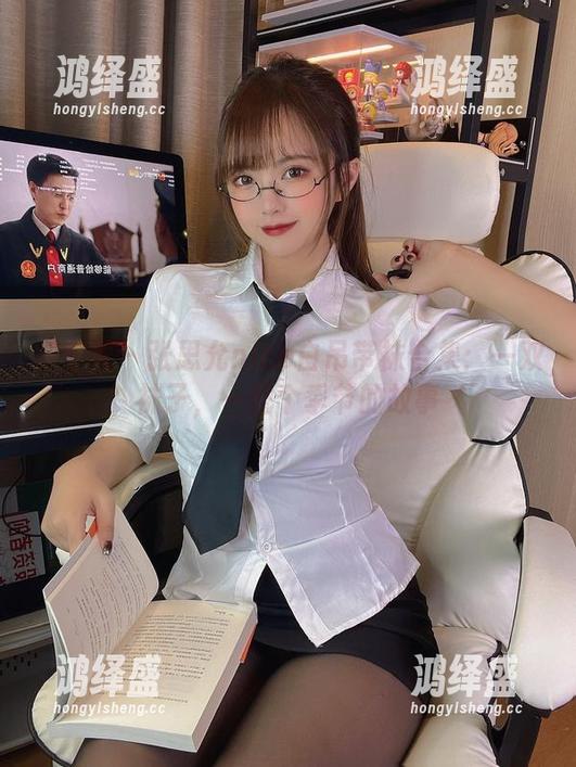 微密圈 - 张思允nice白吊带袜合集：一双袜子，一整个季节的故事