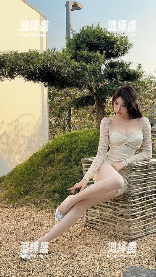 微密圈 - 快来！徐莉芝Booty和她的女君交接，这下载免费得太疯狂了！