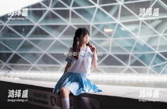 一针一线，御子Yumiko毛衣写真全集解锁心动瞬间。