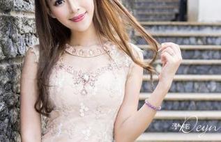 推女神 – Akiki朱若慕泳衣福利，图片里的每个细节都在讲述一个夏天的故事。