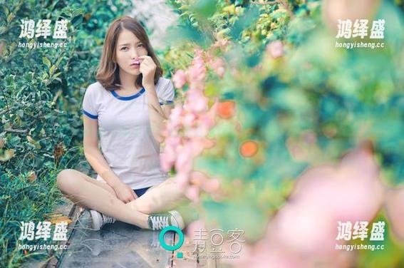 推女神 - 潜水不如上岸！战姝羽泳衣原图福利，快来一起舔屏！