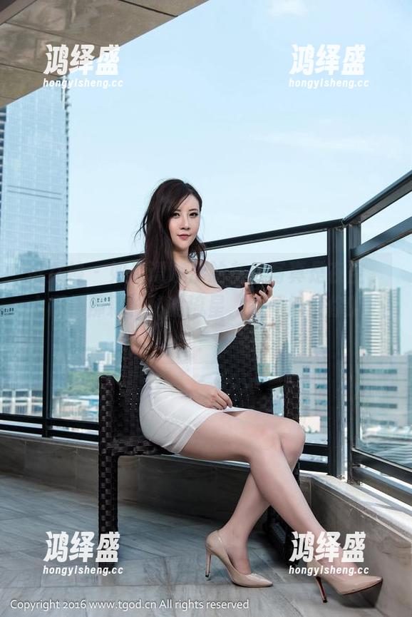 推女神 - 如果谭晓彤的灰丝写真是夜空，大概是那颗神秘的流星，瞬间捕获你的心！