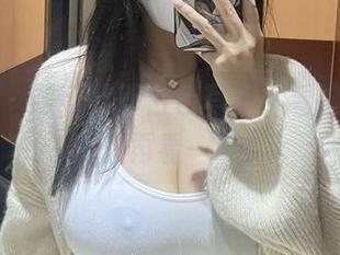 微密圈 – 是可馨耶白色写真：看这光影，真想再看一遍！