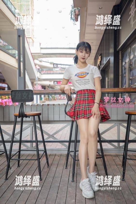 梦丝女神 - 王娇娇的体操服，高清美图给你不一样的视觉享受！