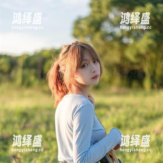 稻田里奔跑的梨瑾瑾：是谁说稻田只能种米，不可以种美？