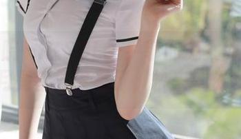 模范学院 – 在SOLO-尹菲的兔女郎图包中，月亮都要害羞了，快来拿资源！