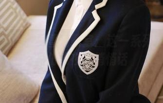 模范学院 – 吴雪瑶教室：这一系列定制作品仿佛在说悄悄话