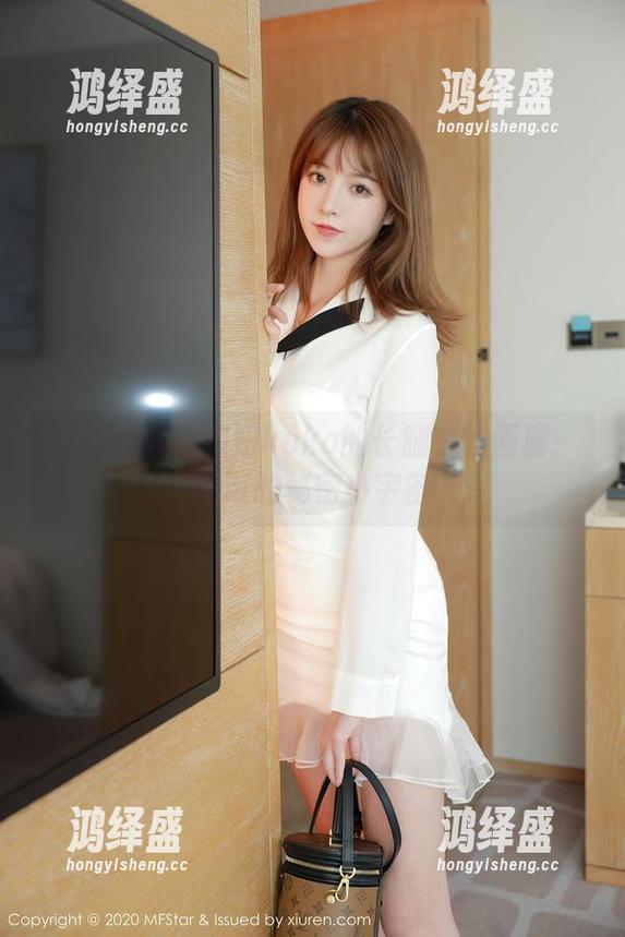 模范学院 - 妞妞koko的长腿在线画廊：腿带的秘密小宇宙