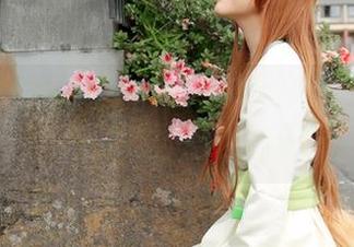 波萝社 – 美图来袭！Suki朱忆音的双人写真，友谊的小船说翻就翻!