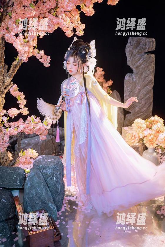爆机少女喵小吉 从爆机少女喵小吉的旗袍高清图册里偷得一丝优雅与魅惑!