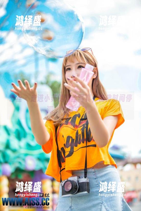 爱丝 - 走进小茹的蕾丝写真，仿佛时间停滞，气息交融。