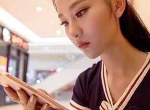 爱丝 – 全套若兮：旅行日记中的隐秘时刻，图片会说话吗？