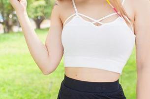 爱蜜社 – Evon陈赞之的花嫁全套图片：婚纱不适合我，但可以欣赏呀！
