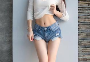 爱蜜社 – 啊，LalaBaby啦啦的私房作品是美脚的极致诱惑，绝对让人心跳加速！