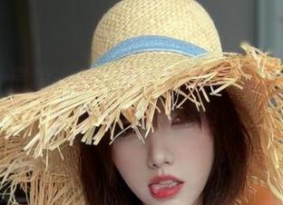 微密圈 – 清凉一夏，琳铛铛的性感蕾丝套装写真全集不容错过！