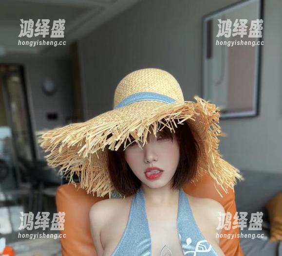 微密圈 - 清凉一夏，琳铛铛的性感蕾丝套装写真全集不容错过！