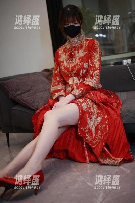 微密圈 - 观看白龙猫女那不可思议的御姐写真，瞬间被圈粉！