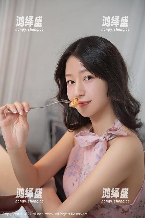 秀人网 - 周于希sandy的泳装：简直就是水中精灵，套图更新，你不来一波？难道你是水怕的？