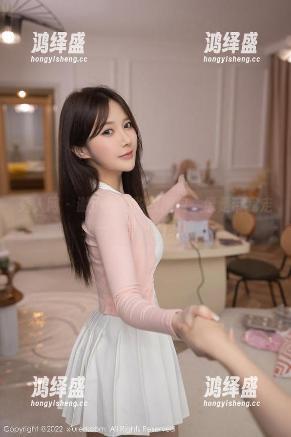 秀人网 - 谢小葱的豹纹图包，像是带我走进一个奇妙的梦境…