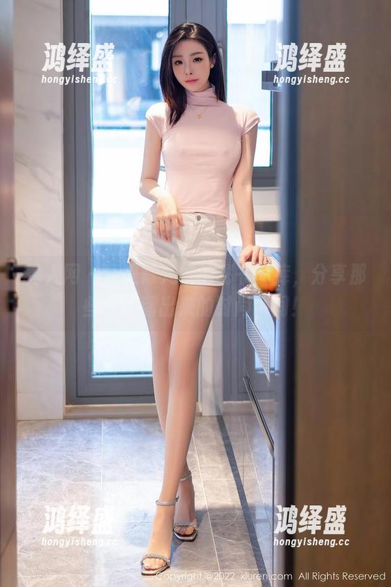 秀人网 - 还是陈梵妮的秘书图库，分享那些偷偷溜出来的时尚瞬间！