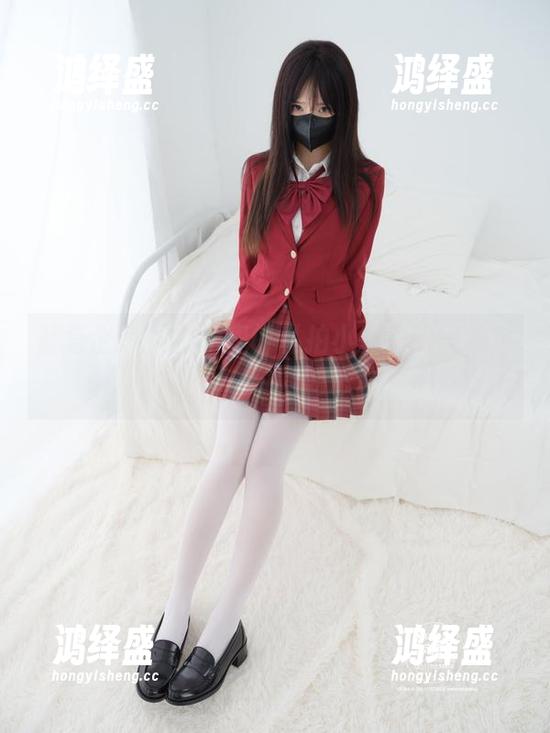 紧急企划 - 校园里的私拍小恩：微风拂过，那一瞬间的心动