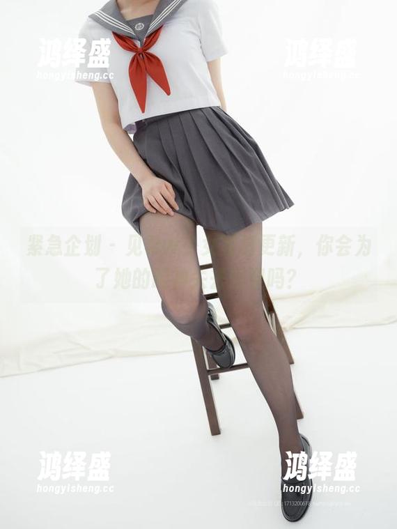 紧急企划 - 见希w少女写真更新，你会为了她的眼神失去理智吗？