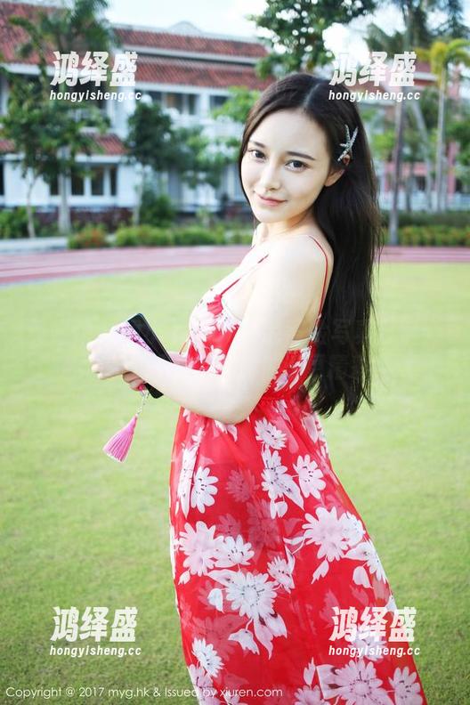 美媛馆 - 伊小七MoMo的冒险写真日常：她的套图总是比你生活更精彩！